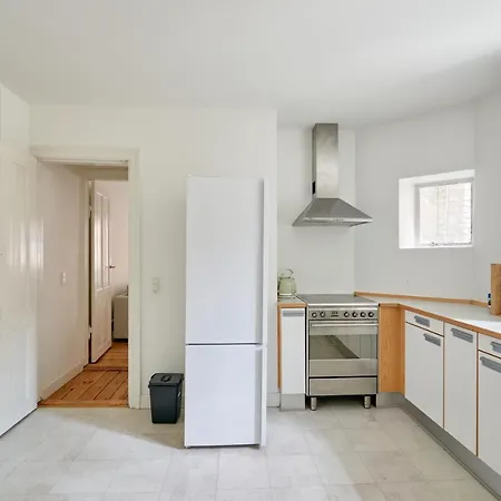 Xl Flat W 3 Bedrooms By Kings Garden In Cph Copenhagen