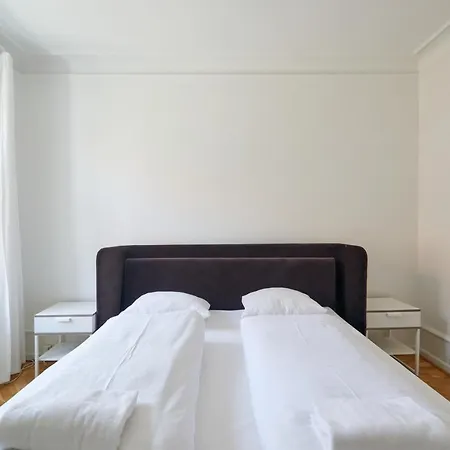 Xl Flat W 3 Bedrooms By Kings Garden In Cph * Copenhagen